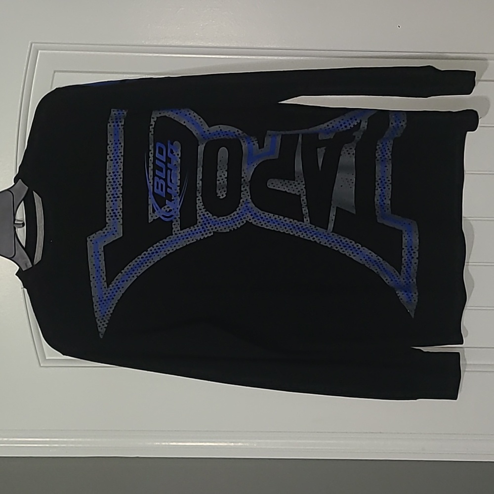 Tapout Bud Light